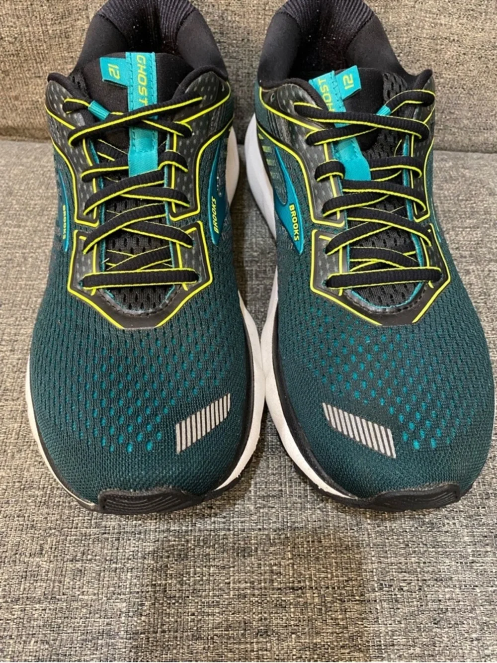 Brooks Ghost 12 Running Shoes Men’s Size 8